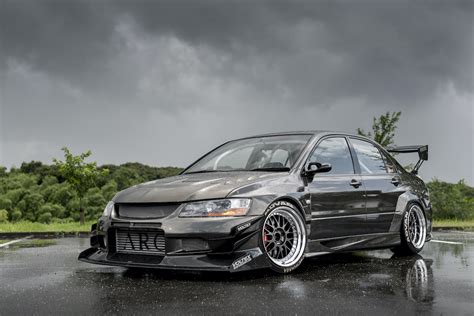 Mitsubishi Lancer Evo VII Tuning Racing Leistungssteigerung Breitbau Bodykit Widebody Fahrwerk ...