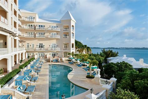 Spa & Poolside Dining Service | Rosewood Bermuda