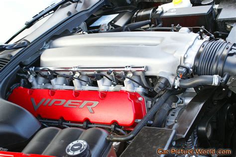 Red Viper SRT-10 Engine Picture