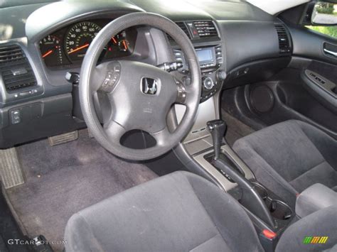 Gray Interior 2004 Honda Accord EX Sedan Photo #56635977 | GTCarLot.com