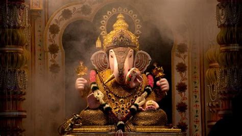 Facts About Pune’s Dagdusheth Ganpati | Zee Zest