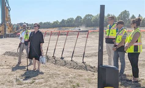 Skagit PUD breaks ground on new administration building | Local News ...