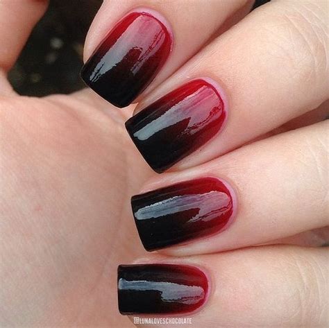 27 Classy And Bold Halloween Nail Designs To Try - Styleoholic