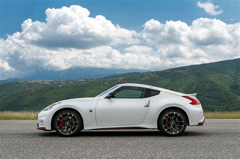 NISSAN 370z Nismo Specs & Photos - 2014, 2015, 2016, 2017, 2018, 2019, 2020, 2021, 2022, 2023 ...