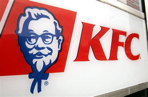 Viral tweet sparks debate over Colonel Sanders’ body on KFC logo | The Independent