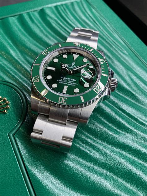 ROLEX HULK SUBMARINER GREEN DIAL AND BEZEL 116610LV - Carr Watches