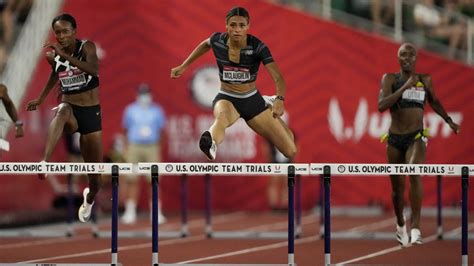 McLaughlin demolishes world record in 400-meter hurdles