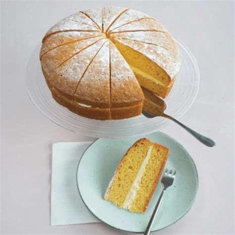 Lemon Cake Slice 109g - The Black Farmer Brixton Farmshop