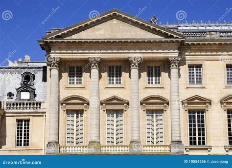 Architecture Of Classical Building Royalty Free Stock Image - Image: 10554556