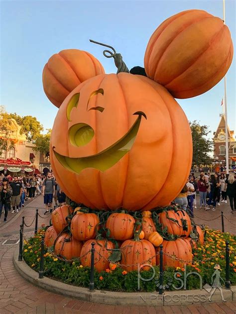 Halloween at Disneyland & Oogie Boogie Bash - Posh in Progress