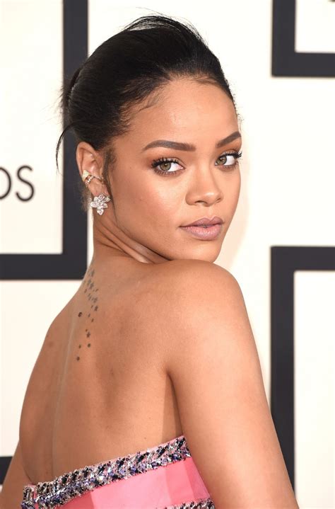 RIHANNA at 2015 Grammy Awards in Los Angeles – HawtCelebs