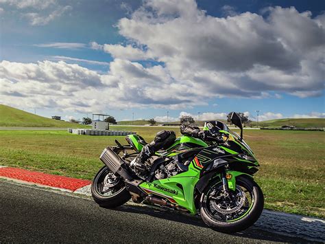 2024 Kawasaki Ninja Zx6r Specs - Sue Lettie