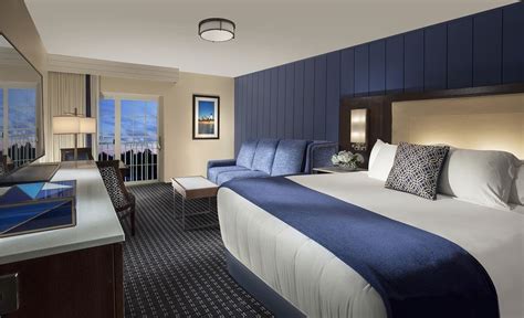 Explore our Hyannis, MA, Hotel | Hyannis Harbor Hotel