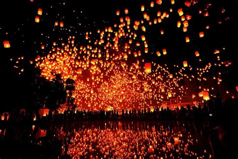 Loy Krathong - 2018 Festival of Lights Lantern Dates Chiang Mai, Thailand