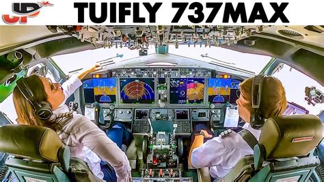 Boeing 737 Max Cockpit