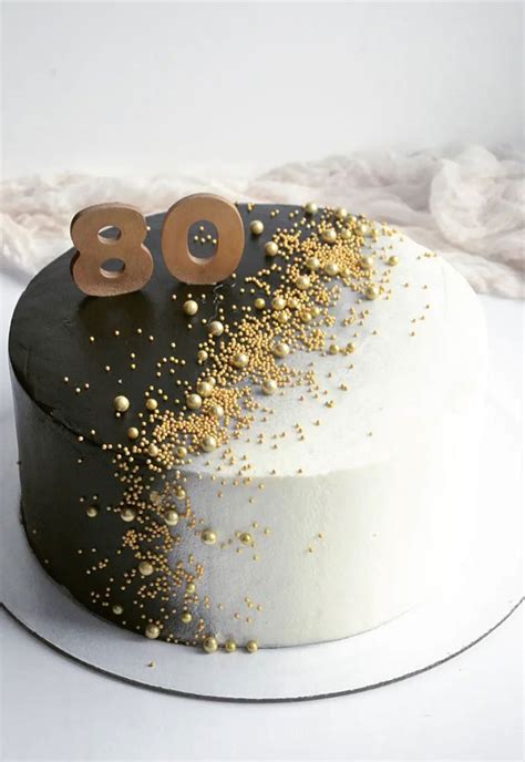 39 Cake design Ideas 2021 : 80 Years Old Black and White Birthday Cake