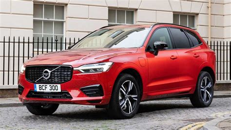 Volvo electrifies entire XC60 line-up with mild and plug-in hybrids