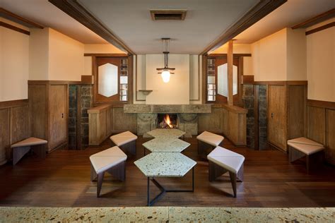 Gallery of Renovation of Frank Lloyd Wright Prairie Style Villa into a Hotel / Kamiya Architects - 4