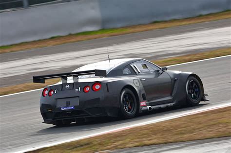 2009 Nissan GT-R FIA-GT1 | | SuperCars.net