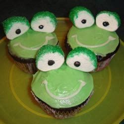 Frog Cupcakes Recipe | Allrecipes