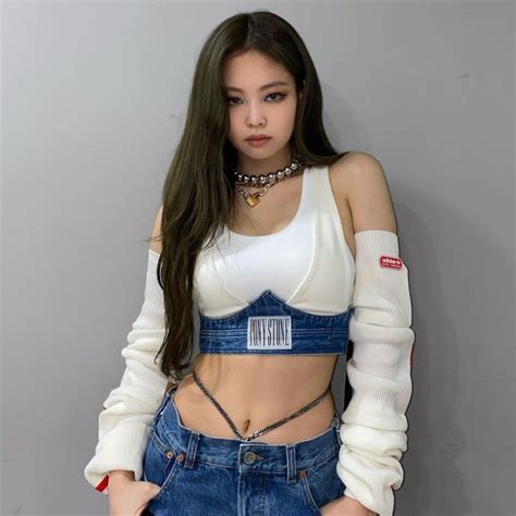 BLACKPINK's Jennie follows this fitness routine to stay in shape