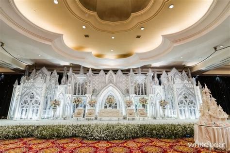 The Ritz Carlton Grand Ballroom 2017 12 10 by White Pearl Decoration | Bridestory.com