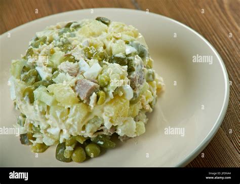 Salata de boeuf Stock Photo - Alamy