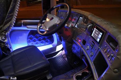 Scania interior Trucking Life, Hot Rods, Trucks, Vehicles, Interior ...