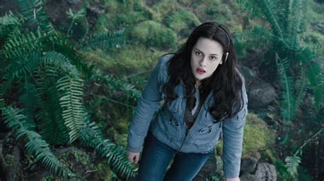 Bella Twilight trailer 3 HQ - Bella Swan Image (2558956) - Fanpop