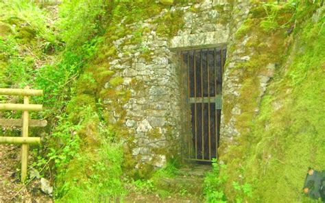 Staffordshire Photo: Locked into a cave