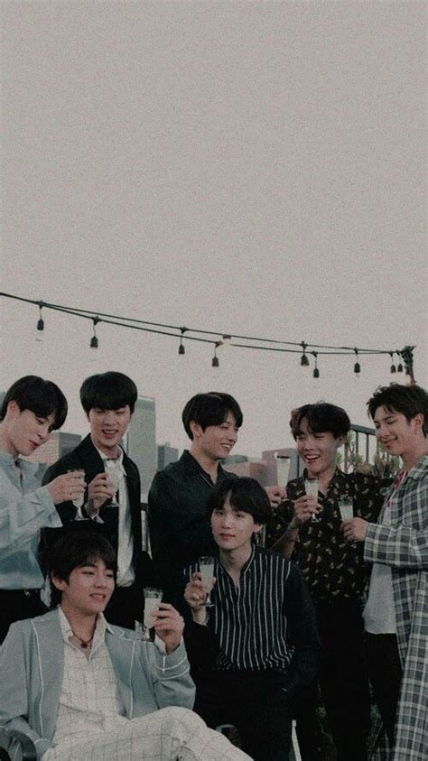 Wallpaper Aesthetic Bts Group Photo - PetsWall