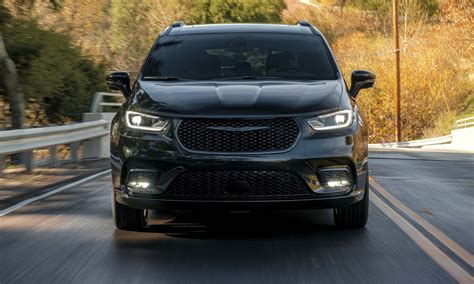 2021 Chrysler Pacifica: First Look - autoNXT.net