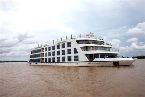 The Best Mekong River Cruises 8 Days from $1399.00 - River Cruise Team