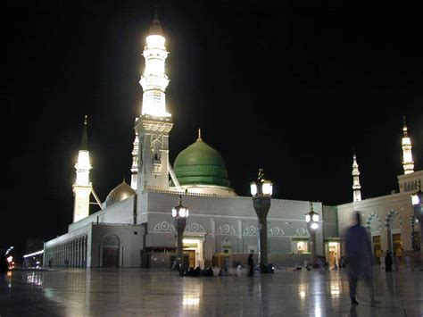 Night Madina Sharif Pictures - Al-masjid Al-nabawi - 1020x765 Wallpaper ...