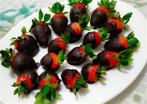 Resep Stroberi celup coklat oleh Pratiwi Nawly - Cookpad