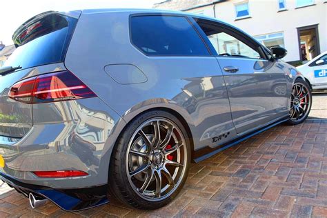 Volkswagen Golf GTI 7 TCR Grey OZ HyperGT HLT Wheel | Wheel Front