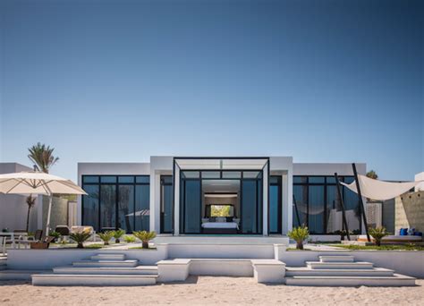 Luxury Villa rentals in Abu Dhabi | Edge Retreats