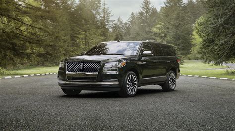 How Much Is a Fully Loaded 2023 Lincoln Navigator?