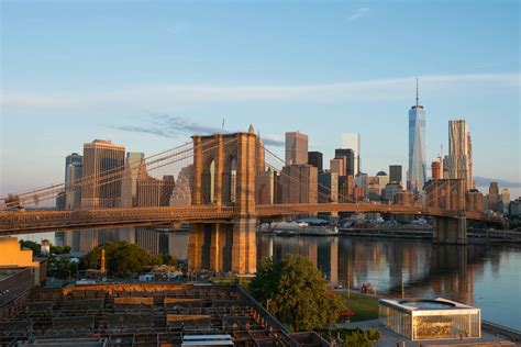 Brooklyn Bridge | The Official Guide to New York City