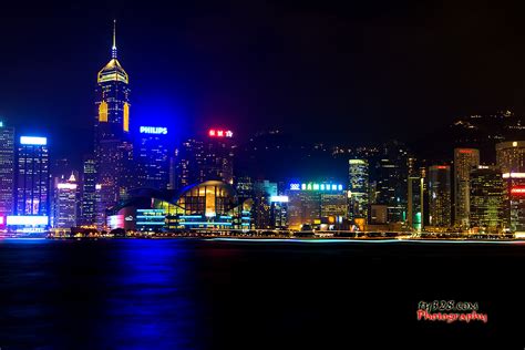 Night in Hong Kong | I took this pic from Kowloon side looki… | Flickr