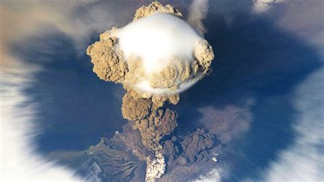 Biggest Volcano Eruption In The World