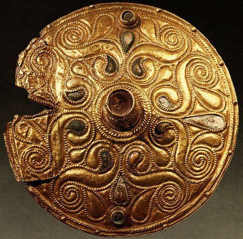 Celtic Gold-plated Disc, Auvers-sur-Oise, Val-d'Oise - Celtic art ...