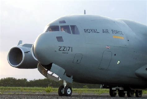 World’s Largest RC Aircraft? C-17 Globemaster III - Model Airplane News