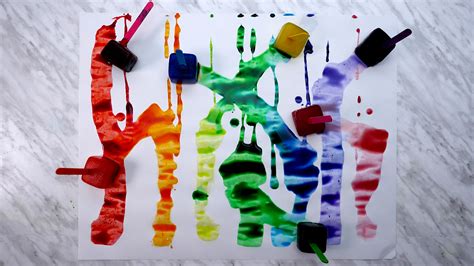 H2Whoa! Painting with Ice Cubes - Super Simple