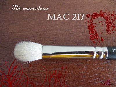 My Makeup Blog: makeup, skin care and beyond: MAC 217 Blending Brush: I Can’t Live, If Livin’ Is ...