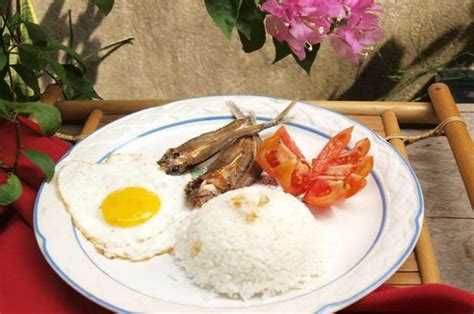 Typical Filipino Breakfast – Eat Like a Local in Manila - Chef's Pencil