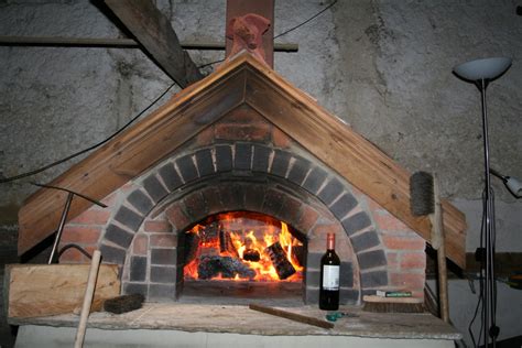 Wood Fired, Stone Baked, Pizza Oven : 4 Steps - Instructables