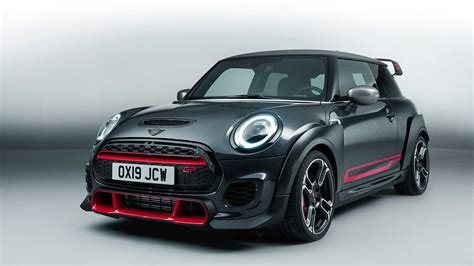 2019 Mini Cooper Hardtop and Convertible are Here Ahead of Detroit Auto Show Unveiling ...