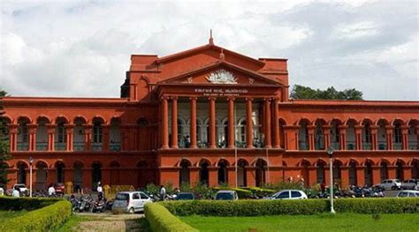 Karnataka High Court issues notice to Centre on plea challenging Contempt of Courts Act ...