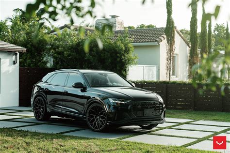 AUDI Q8 - HYBRID FORGED SERIES: HF-2 - Vossen Wheels